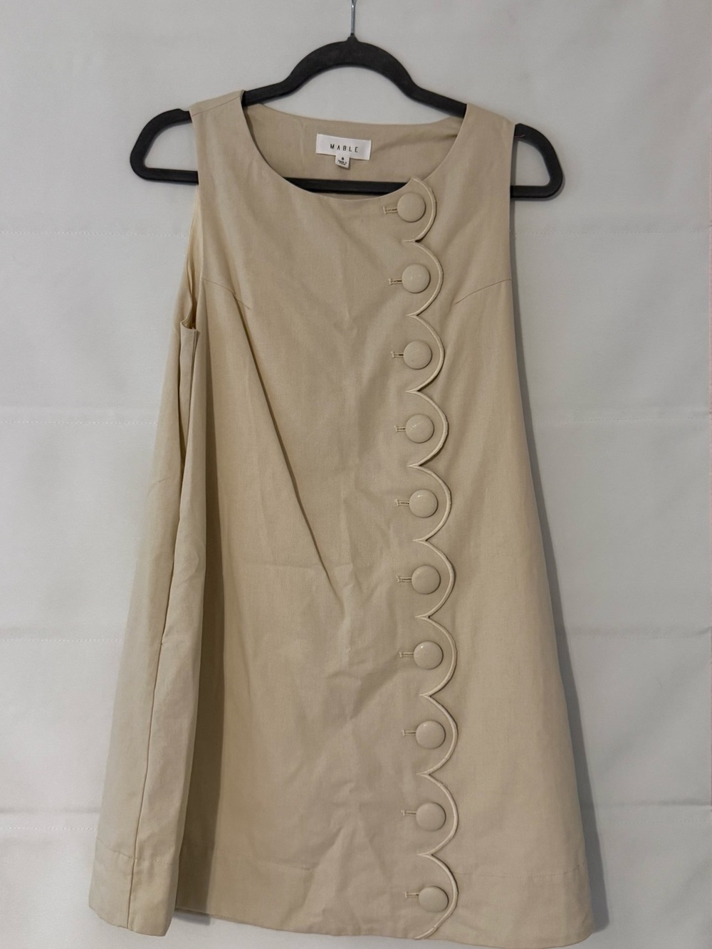 FANCYD Sleeveless Scallop-Button Mini Dress in Cream - Picture 2 of 4